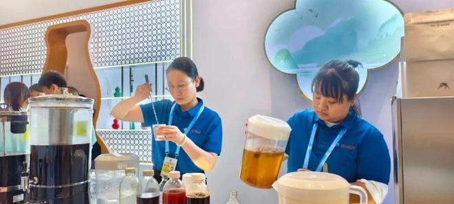 ”纷 上合峰会新闻中心闪耀“滨城”元素不朽情缘游戏平台上合时刻｜“津”彩“滨